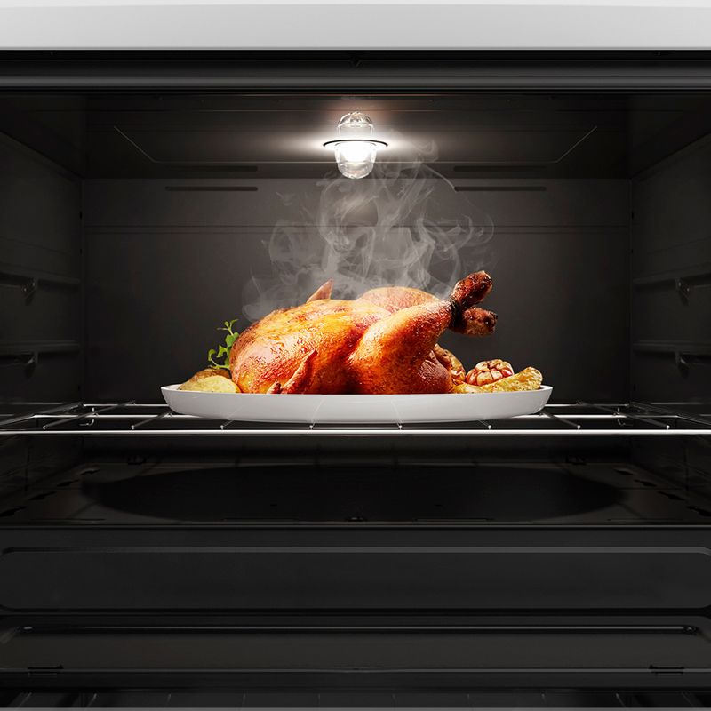 Range_76LBU_Oven_Cavity_Electrolux_1000x1000